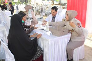 BAKTI KESEHATAN DAN BAKTI SOSIAL POLDA KEPULAUAN RIAU DI RS.BHAYANGKARA BATAM DALAM RANGKA HARI BHAYANGKARA KE 79 POLRI UNTUK MASYARAKAT
