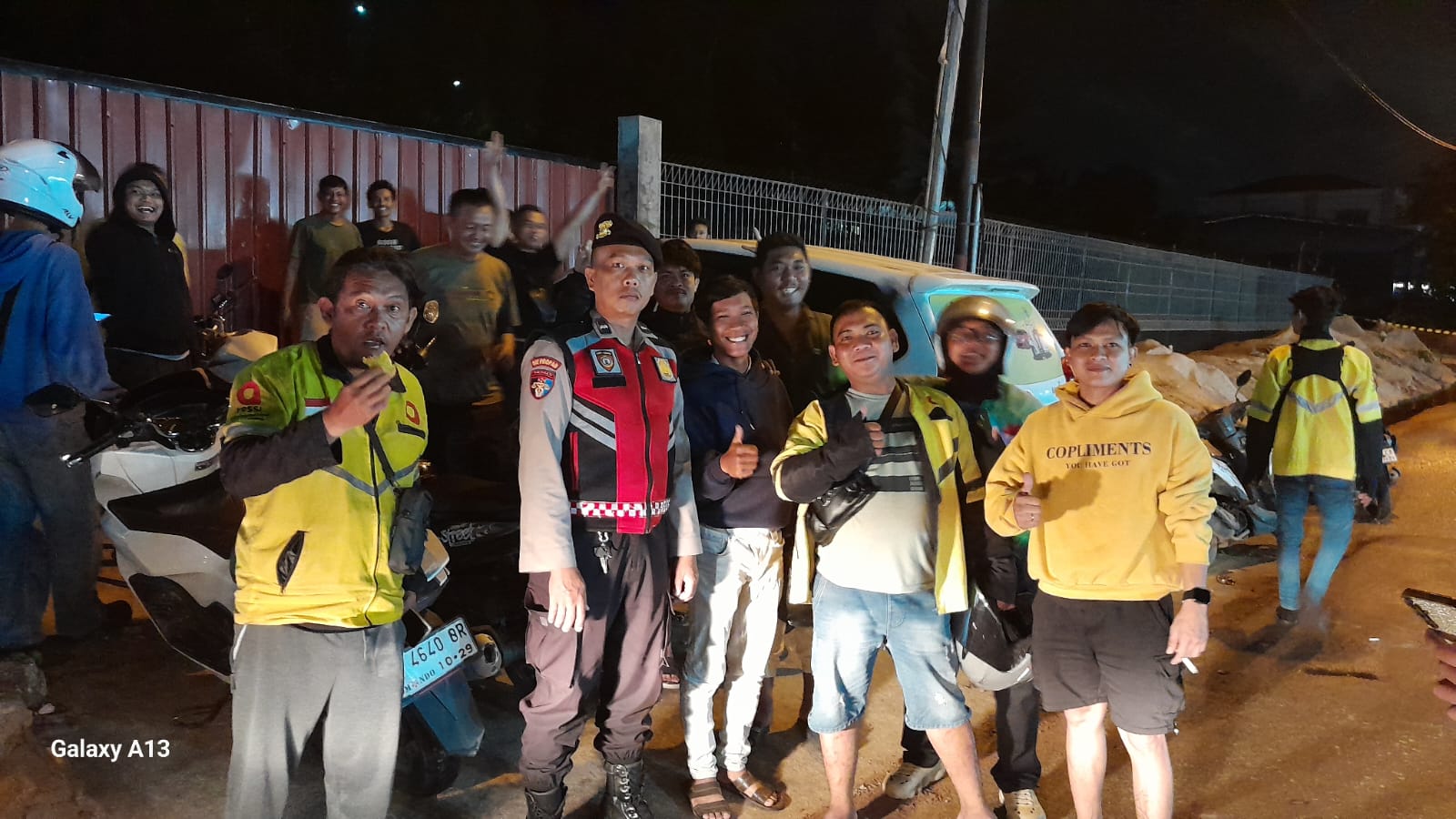 Polsek Batu Aji Gelar Patroli Blue Light Antisipasi Kejahatan Jalanan dan Gangguan Kamtibmas